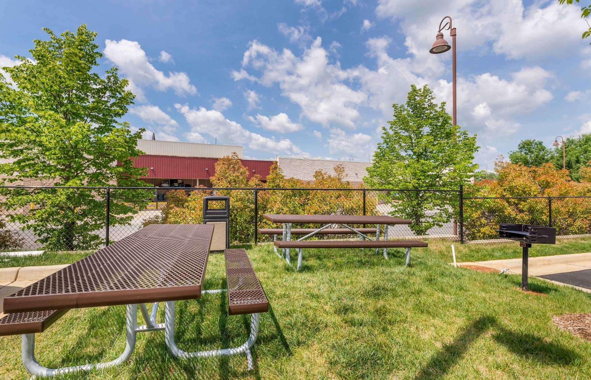 Extended Stay America Premier Suites - Φρέντερικσμπεργκ Εξωτερικό φωτογραφία